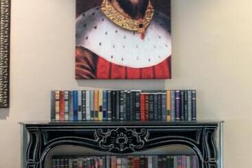 هتل Henry Ii Beaune Centre