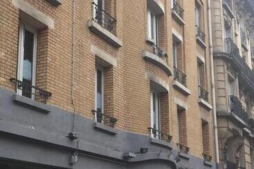هتل Ibis Clichy Centre Mairie
