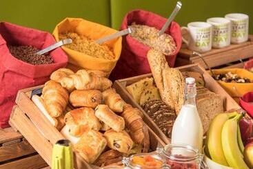 هتل Ibis Styles Avignon Sud