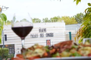 هتل Kyriad Beaune