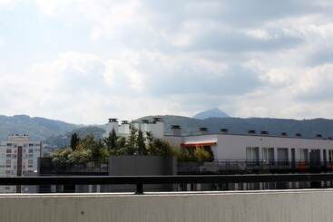 Kyriad Hotel Clermont Ferrand Centre