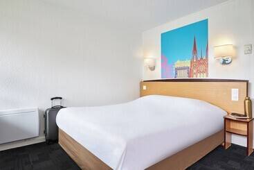 هتل Kyriad Direct Evreux