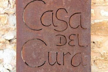 هتل La Casa Del Cura De Calatañazor