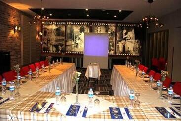 Maltepe Hotel 2000