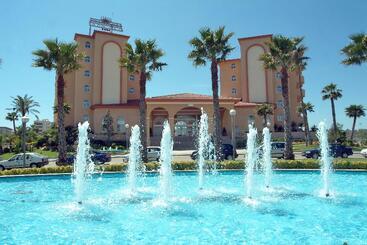 هتل Ohtels La Hacienda