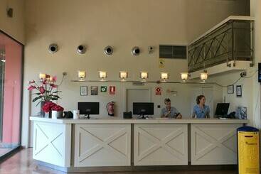 هتل Ohtels Vil·la Romana
