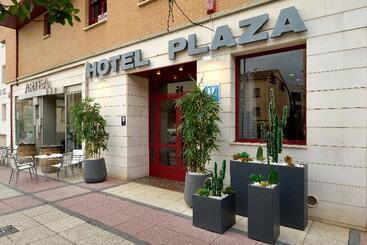 هتل Pamplona Plaza