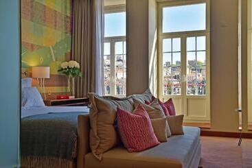 Pestana Vintage Porto Hotel & World Heritage Site