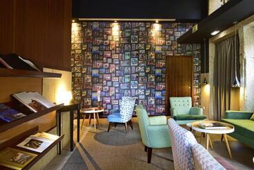 Pestana Vintage Porto Hotel & World Heritage Site