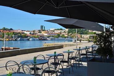 Pestana Vintage Porto Hotel & World Heritage Site