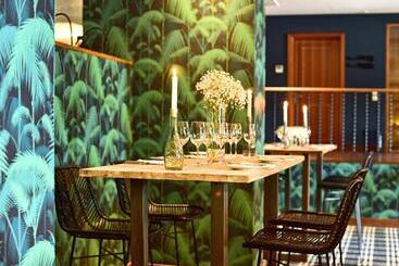 Pestana Vintage Porto Hotel & World Heritage Site