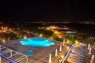 هتل Santarem