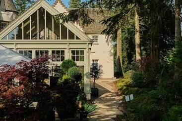 هتل Cairn Lodge