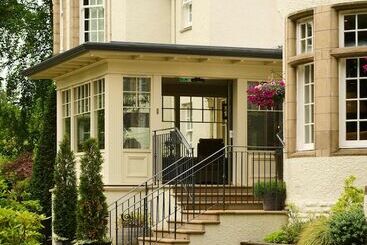 هتل Cairn Lodge