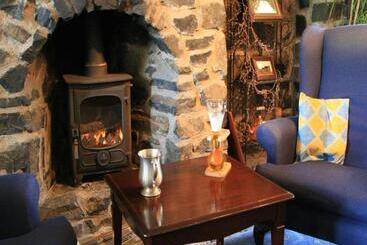 هتل The Inn At Lathones
