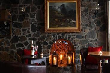 هتل The Inn At Lathones
