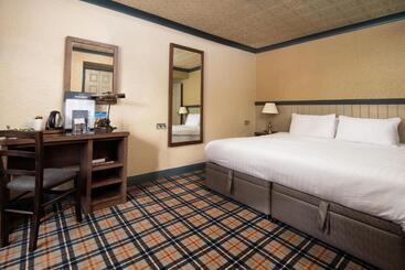 هتل The Kingslodge Inn The Inn Collection Group