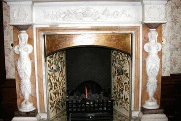 Purbeck House Hotel & Louisa Lodge