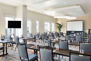 هتل Canopy By Hilton Tempe Downtown
