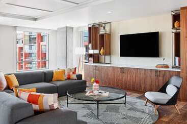 هتل Canopy By Hilton Tempe Downtown
