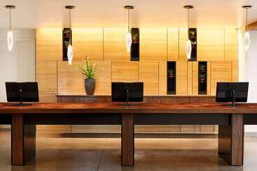 هتل Canopy By Hilton Tempe Downtown