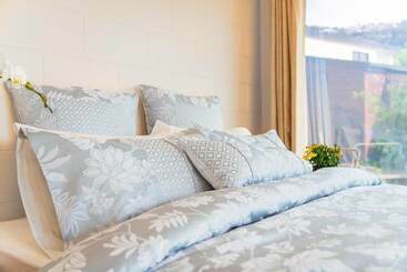 پانسیون Vintage Cuddle Guest House