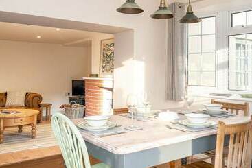 Ferne Cottage