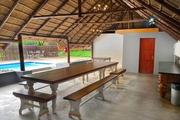 هتل Pine Valley Lodge