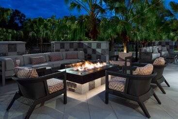 هتل Springhill Suites Lakeland
