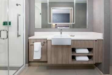 هتل Springhill Suites Lakeland