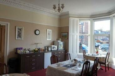 پانسیون Lindean Guest House
