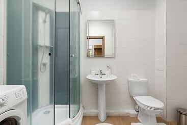 Radius Central House