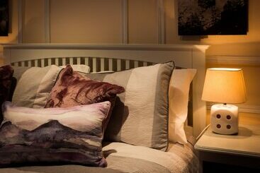 23 Hillsborough Road B&b