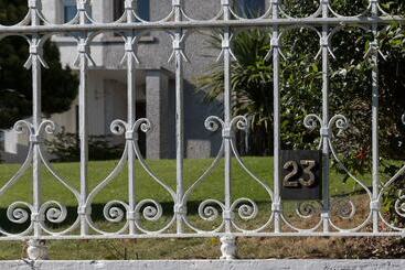 23 Hillsborough Road B&b