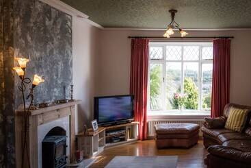 23 Hillsborough Road B&b