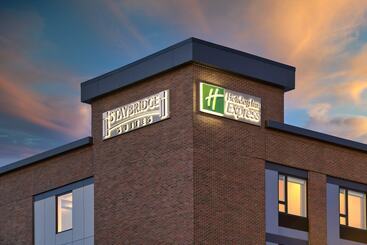هتل Holiday Inn Express   Boston Logan Airport   Revere, An Ihg