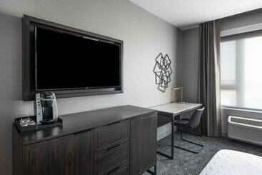 Hotell Holiday Inn Express   Boston Logan Airport   Revere, An Ihg