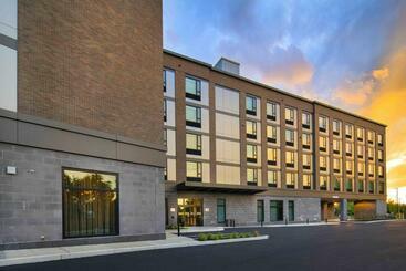 Hotell Holiday Inn Express   Boston Logan Airport   Revere, An Ihg