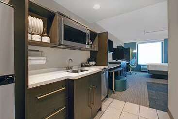 هتل Home2 Suites Asheville Airport