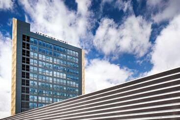 هتل Mercure Newport