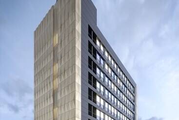 هتل Mercure Newport