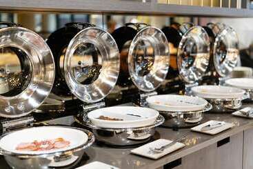 هتل Mercure Newport
