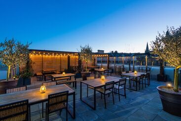 هتل Mercure Newport