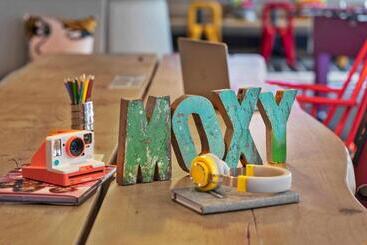هتل Moxy Bucharest Old Town