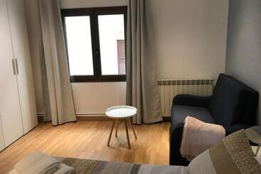 پانسیون Hostal Casiano Camarasa