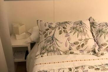 پانسیون Hostal Casiano Camarasa