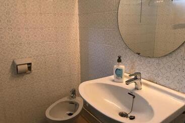 پانسیون Hostal Casiano Camarasa