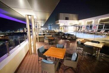 هتل Centro Corniche Al Khobar By Rotana