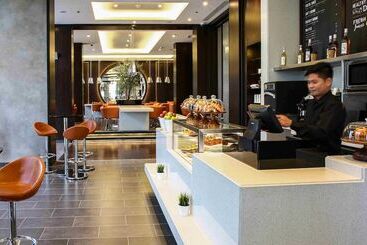 هتل Centro Corniche Al Khobar By Rotana