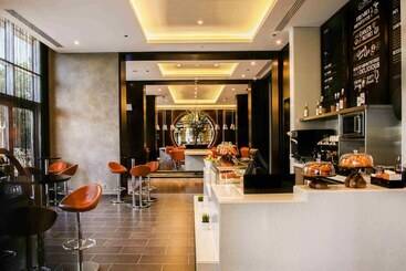 هتل Centro Corniche Al Khobar By Rotana